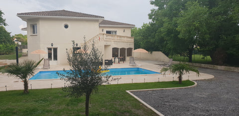 Maison Trés spacieuse et bien agencée idéale pour famille nombreuse ou groupe; c  Belle Maison avec Piscine Entire rental unit vacation rental 44410009
