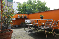 Het huis is een voormalig lederatelier . Deze unieke loftruimte's hebben een gro Sint-Jans-Molenbeek, Belgium Unieke loftwoning in hartje Molenbeek, Brussel. Entire townhouse vacation rental 35377337