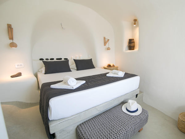 For your convenience we would like to know your check in time and arrival detail Oia, Greece Σαντορίνη Room in hotel vacation rental 44043443