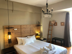A cozy one bedroom, 40sq.meters apartment in the heart of the town.It is located Greece Erieta sea view apartment,50m from the beach Entire rental unit vacation rental 25009848
