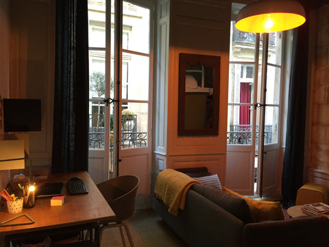 Au coeur du centre historique, rue animée, charmant studio au 1er étage d'un imm Bordeaux, France Appt centre historique Entire rental unit vacation rental 22913313