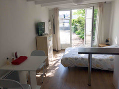 Petite dépendance (Studio) fraichement rénovée de 21m2 situe a 5 min à pied du t Talence, France Escapade Bordelaise Entire rental unit vacation rental 30462431