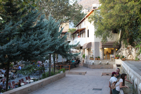 A cozy and traditional apartment right at the center of Crete, in the main squar Spili, Greece Cozy Apartment over the Lion Fountains Entire rental unit vacation rental 12332530
