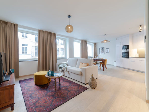 This beautiful one-bedroom apartment is full of light and the many windows are o Brussels, Belgium Sweet Inn | Spacious Apt. near the Grand Place Entire rental unit vacation rental 40413363