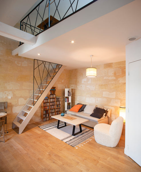 In the heart of the Nansouty district in Bordeaux, small independent stone house Bordeaux, France Bordeaux : studio indépendant sur jardin Entire guesthouse vacation rental 53107854