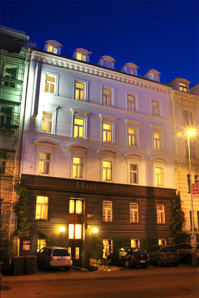 Nabízíme ubytování v blízkosti centra. Vybavení pokojů plně vyhovuje požadavkům  Hlavní město Praha, Czechia Ubytování v blízkosti centra Room in hotel vacation rental 50353628