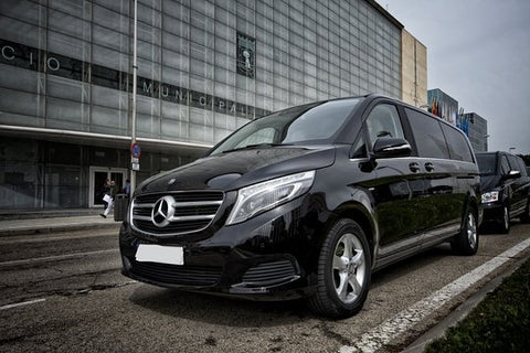 Private Arrival Transfer: Heathrow Airport LHR to Central London by Luxury Van  Private Tours and Travel Guide Europe London CITY London Destination Tour Europe London CITY London