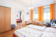 Die Küche des Apartments ist voll ausgestattet. Hier steht Ihnen ein E-Herd, ein Vienna, Austria Günstiges  Apartment für 4 mit 2 Schlafräumen Entire rental unit vacation rental 52678878