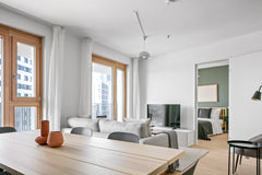 Discover the best of Vienna, with this three-bedroom 10th district - Favoriten a Vienna, Austria Favoriten 3BR w/ Roof, Gym & Lounge, 1min to HBF Entire rental unit vacation rental 624495710102153791