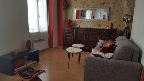 In the heart of the Chartrons district , the apartment is very well located in t Bordeaux, France Cosy Apartment with Balcony Entire rental unit vacation rental 34337989