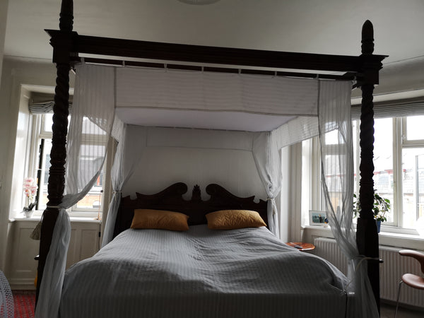 Himmelseng,  kunst og 2 værelser centralt beliggende  i det attraktive grønne Fr Frederiksberg, Denmark Smukt og stort soveværelse samt stue i alt 2 rum Private room in condo vacation rental 696835205464299480