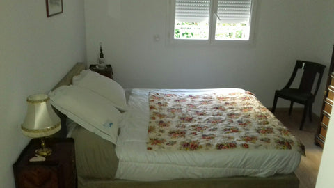 Grande maison récente, de qualité, avec espace jardin très aéré située à 15 mns  Bayonne, France Chambre dans maison spacieuse à Cauderan. Private room in home vacation rental 28359727