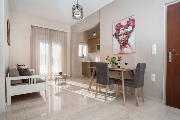 Helios residence - Your home away from home!<br /><br />Helios residence is loca Chania, Greece Helios Residence - City center apartment Entire rental unit vacation rental 43041597