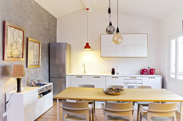 Très bel appartement 2 chambres, 61 m2 avec ascenseur, dans un immeuble ancien.  Bordeaux, France Porte Dijeaux - 61m² avec ascenseur et terrasse Entire rental unit vacation rental 23893220