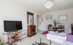 Functional and bright apartment, for 4 travelers. Located in the 20th district o Paris, France FUNCTIONAL AND BRIGHT APARTMENT - NEAR PERE LACHAISE Entire rental unit vacation rental 25073615