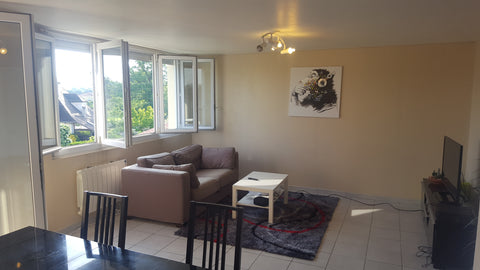 Un appartement idéal pour découvrir Bordeaux et ses environs avec le tram en bas Biarritz, France Chambre privée très bien deservie à petit prix Private room in rental unit vacation rental 25133927