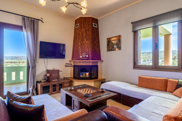 Located in Kissamos, 1.4 km from Mavros Molos Beach and 5 km from Kissamos / Kas Chania, Greece Eleni's villa (new listing) 'TOP DESTINATION' Entire villa vacation rental 49894624