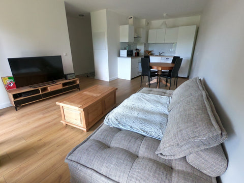 Je vous souhaite la bienvenue dans mon appartement exposé sud, lumineux.<br />Il Eysines, France Appartement entier - 2 personnes Entire rental unit vacation rental 645541453451897130