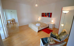 Short-term rental business apartment Vienna, quiet area with garden and near sub Vienna, Austria Vienna Residence | Apartment in quiet area in Vienna, Hietzing #6063 Entire rental unit vacation rental 43566893