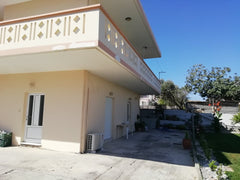The house is located in a quiet neighbourhood 2 km far from the centre of Kissam Agios Antonios, Greece Cozy Apartment in Quiet Family House in Kissamos Entire rental unit vacation rental 18480197