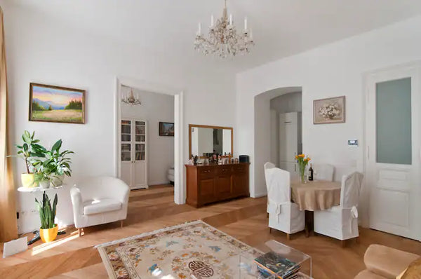 A beautiful apartment in a period building. High ceilings, parquet floors, lots  Vienna, Austria Luxurious 2BR Apartment next to Volksoper & metro Entire rental unit vacation rental 16359396