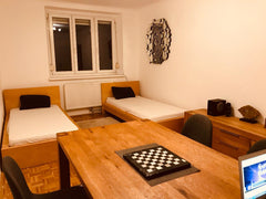 Die Wohnung ist etwa 10 Minuten zu Fuss von der Mariahilferstrasse ( Zentrum, Fu  Segy's Home Private room in rental unit vacation rental 41006433