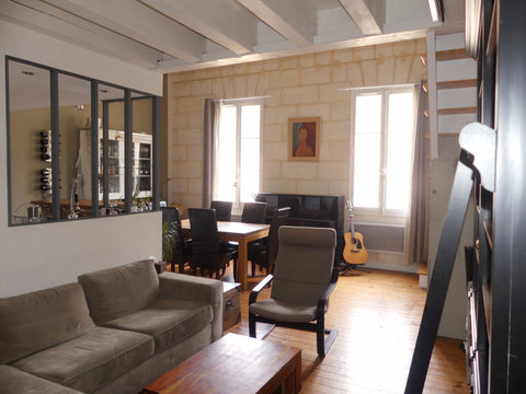 Notre appartement est situé au centre de Bordeaux dans une rue calme, au cœur du Bordeaux, France Appartement T4 Bordeaux centre quartier historique Entire rental unit vacation rental 7710098