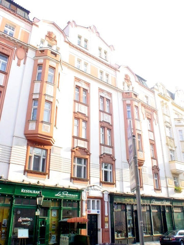 <b>The space</b><br />Appartement for 2, 3 or 4 persons. Prague, Czechia The house and the Old Town Square Entire rental unit vacation rental 696261