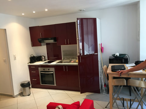 Situé en RDC dans une rue très calme et peu passante, mon petit "chez moi" dispo Inzinzac-Lochrist, France Joli T2 33m2 en plein coeur des Chartrons Entire rental unit vacation rental 20051859