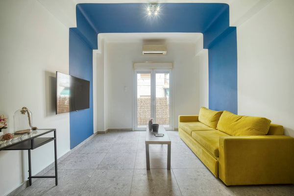 Perfect 50sqm apartment forstays up to 4 people. Stylishly designed and with a c Athens, Greece Funky 1BR apartment with cool rooftop! Entire rental unit vacation rental 602530137761379880