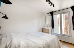 This beautiful apartment is nearby the elegant “Place du Grand Sablon. “Walking  Brussels, Belgium Lovely 1 bedroom apartment near the cente Entire rental unit vacation rental 703581297724647026