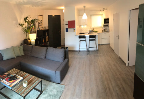 Appartement en rez-de-jardin sans vis-à-vis dans résidence agréable et calme ave Bordeaux, France Appartement 47m2, 1 chambre, jardin privatif Entire condo vacation rental 35516000