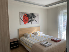 Maison neuve de 90m2 avec 3 chambres , salon/séjour, cuisine équipée, une salle  Floirac, France Maison neuve duplex à 6km de Bordeaux centre(02) Entire vacation home vacation rental 52822010