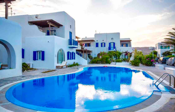 Ornos house welcomes you in famous Ornos.<br />This comfortable 35 sqm open plan  Ornos house mykonos shared pool Cycladic home vacation rental 39328072