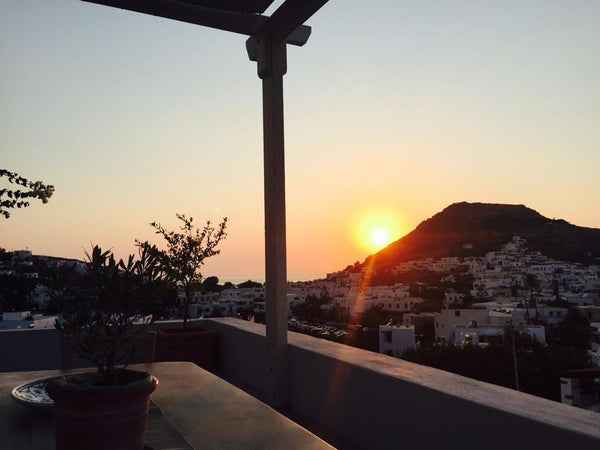 Newly renovated traditional house, two terraces with views of the sea on both si Paris, France Beautiful views in the heart of Skala Cycladic home vacation rental 35016125