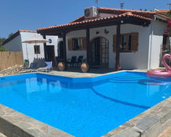 Villa Petaloúda, grieks voor vlinder, een prachtige sfeervolle villa en een mooi  Villa Petaloúda Entire vacation home vacation rental 612247423564809128