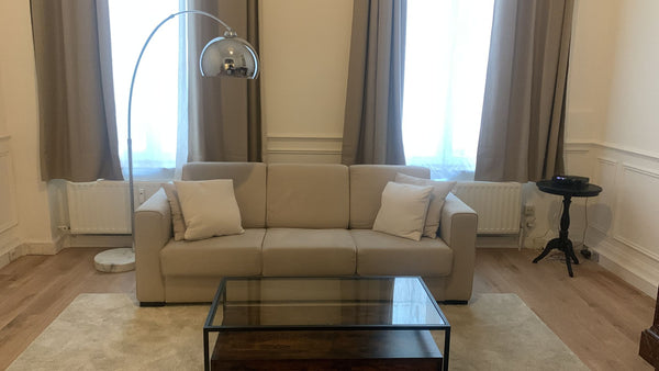 Sublime petit loft rempli de charme au coeur d'Ixelles. <br />C’est au rez-de-ch Paris, France Joli studio rempli de charme au coeur d'Ixelles Entire rental unit vacation rental 53920383