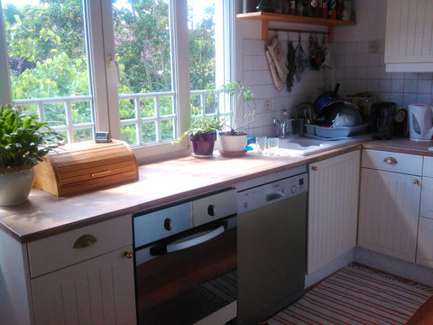 This well situated house, from the area of St Genes, close from many transportat Bordeaux, France Cosy House in St Genès Private room in home vacation rental 1454611