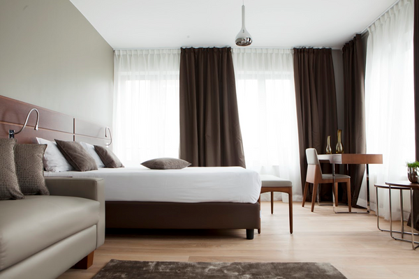 Récemment remis à neuf, le studio est agréablement aménagé avec du matériel de q Brussels, Belgium STUDIO PLACE STEPHANIE & LOUISE AVENUE 2 Entire condo vacation rental 15404467