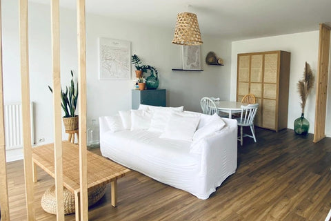 Découvrez Bordeaux en étant placé idéalement dans le centre.<br />Quartier des C Bordeaux, France Appart Bordeaux Chartrons/balcon/parking Entire rental unit vacation rental 41714591