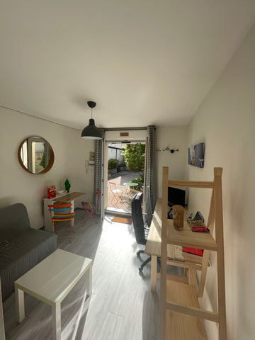 Charmant T2 dans le centre de Bordeaux, à deux pas de la de la place de la Victo  Côté cour, hypercentre, calme et spacieux Entire rental unit vacation rental 558488620777996060