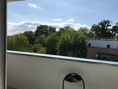 Récent façade bois moderne, tout équipé confort, très calme, à proximité immédia Grenada Joli Appartement t2 centre Blanquefort Entire rental unit vacation rental 20151683