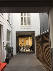 Newly renovated, wonderful, bright one-bedroom apartment in the heart of city ce  New renovated wonderful light apartment on Entire rental unit vacation rental 21437586