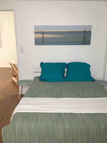 Cette maison individuelle, entièrement rénovée,  est idéalement située à Merigna Mérignac, France Maison de vacances en ville : calme et proximité Entire home vacation rental 36558130