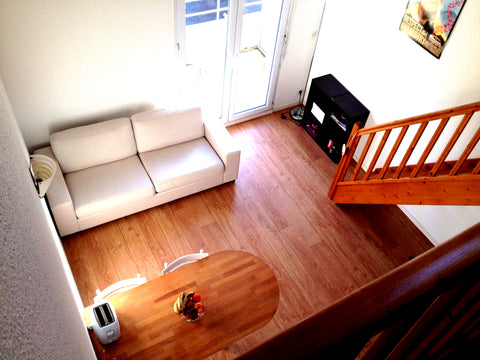 We'd be delighted to have people enjoying our nice apartment only a few minutes  Pessac, France Petite chambre dans appartement calme. Private room in rental unit vacation rental 34778848