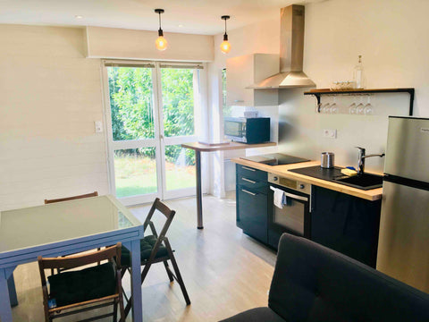 Agréable maison rénovée récemment dans un quartier calme et sécurisant, à deux r Le Bouscat, France Agréable maison rénovée de 35m2 Bouscat/Bordeaux Entire home vacation rental 715272951929890740