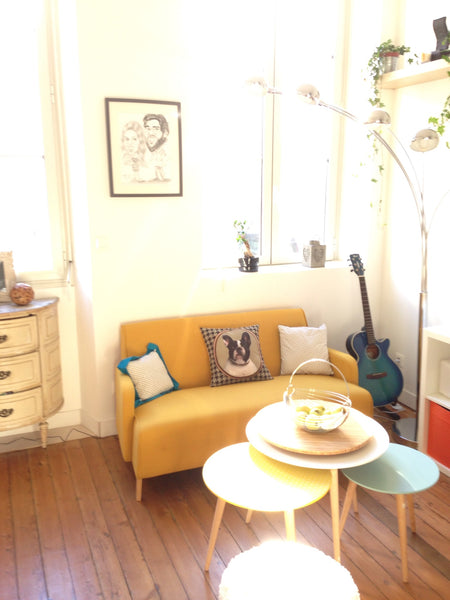 Très charmant appartement en souplex. Quartier saint Bruno à deux pas de l'arrêt Bordeaux, France apprt confortable en plein bordeaux Entire rental unit vacation rental 4573713