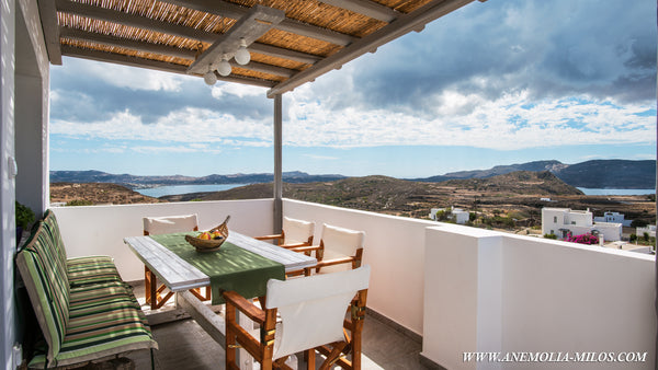 Detached house of 55 sq.m with modern design and traditional touches.Fully renov  Anemolia House Entire home vacation rental 13889659