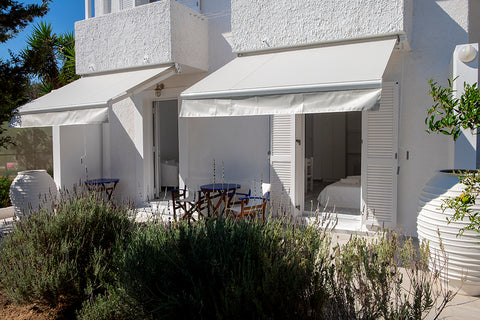 Agrikia apartments est une résidence de 3 appartements entièrement équipés et ré Aliki, Greece AGRIKIA Appartement n°2 pour 2 personnes Entire rental unit vacation rental 5758819