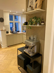 Central beliggenhed med hovedbanegården og kødbyen lige rundt om hjørnet. Copenhagen, Denmark Perfekt beliggende ny istandsat lejlighed Entire condo vacation rental 612998945255922906
